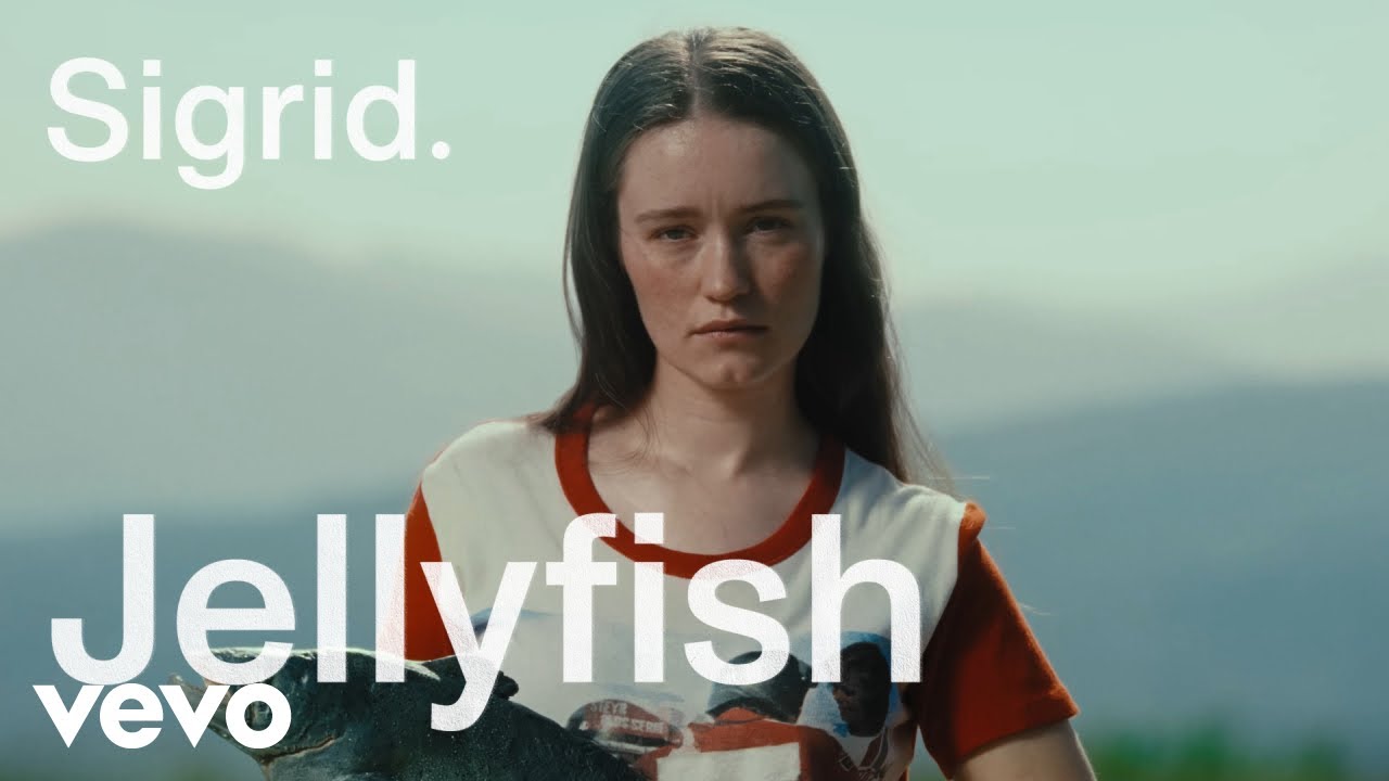 hervesors's tweet card. Sigrid - Jellyfish (Official Video)