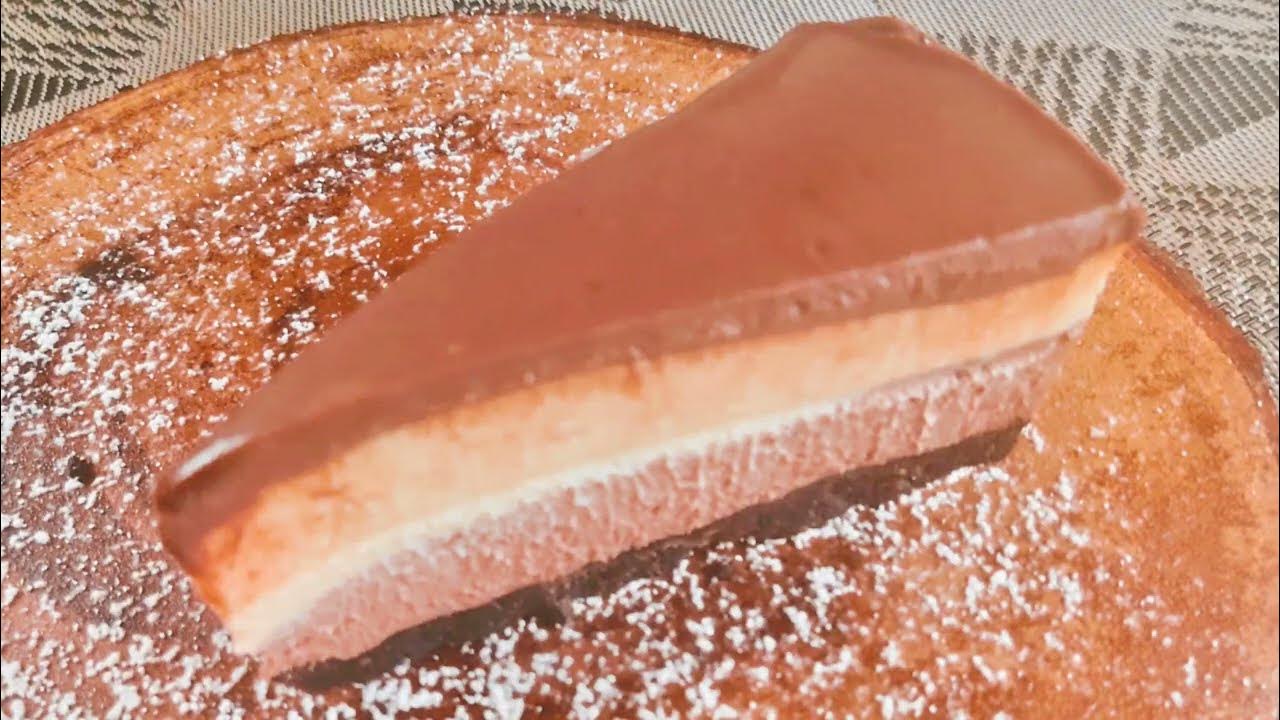 strangetalespod's tweet card. Triple chocolate Oreo cheesecake