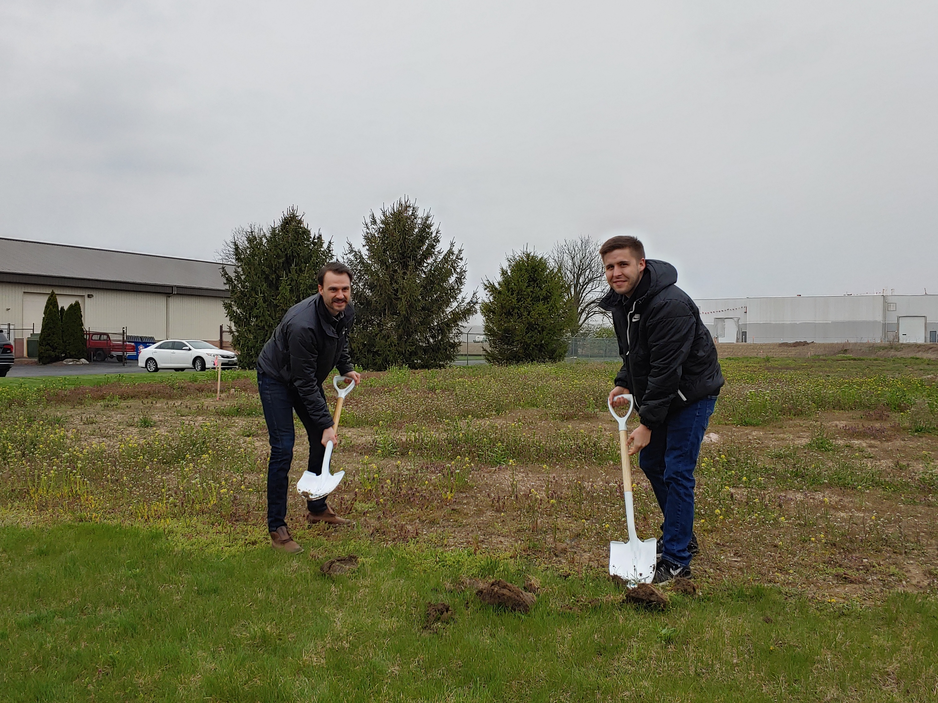 ForSchmenk's tweet card. Mixt Solutions LLC, an e-commerce company specializing in consulting and third-party sales on Amazon, has announced plans to expand its operations in Union County, Ohio, investing $1.2 million and...