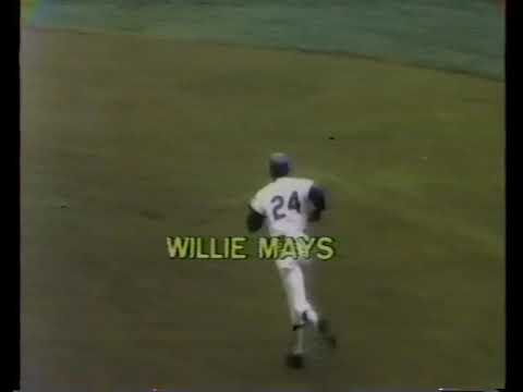 DatabaseDoug's tweet card. Willie Mays 1st Mets Home Run