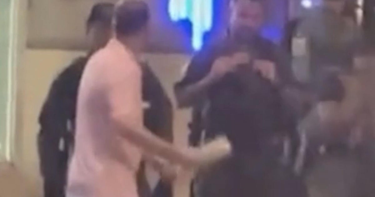 WashingtonNews9's tweet card. Jurors have found a man accused of throwing a sandwich at a federal agent, which made him a symbol of resistance to the Trump administration's deployment of the National Guard in Washington, D.C.,...