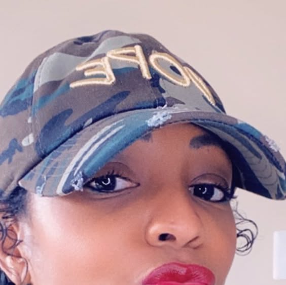 SWLCollection's tweet card. Black Woman Lifestyle Cosmetics 💋 (@blackwomanlifestylecosmetics) • Instagram photo