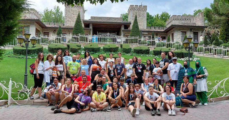 Tweet card summary image