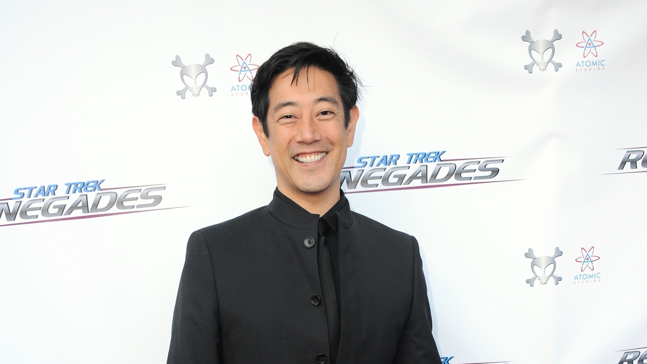 THR's tweet card. Grant Imahara, an electrical engineer and roboticist who hosted the popular science show 'MythBusters' and most recently Netflix's 'White Rabbit Project,' has died. He was 49.