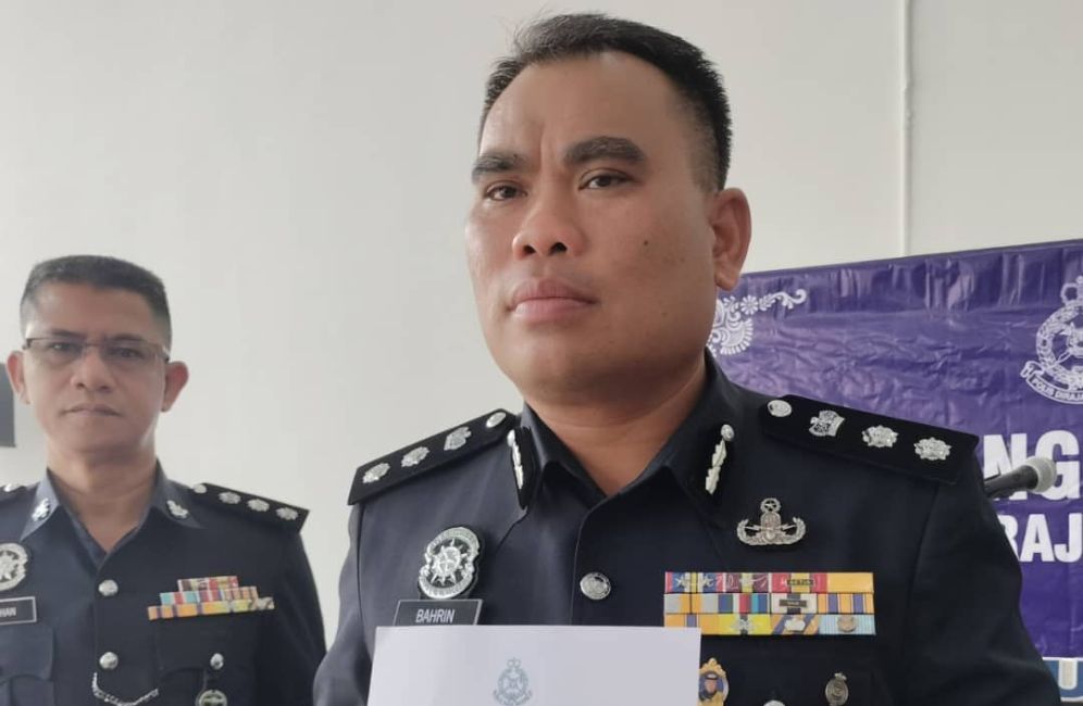 Media_telus's tweet card. Penganggur ditahan cabul ibu tunggal di Kluang