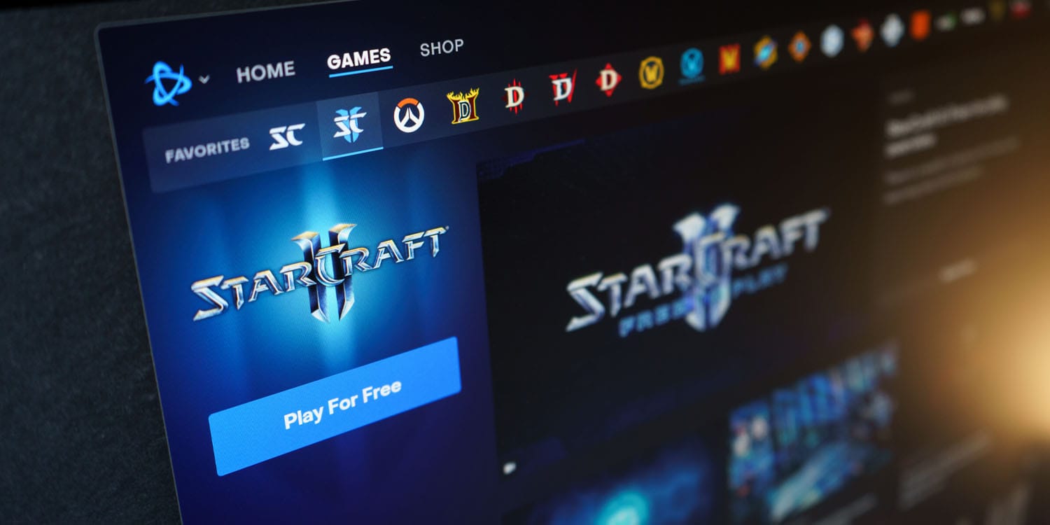 GGemini19's tweet card. Playing RTS games like StarCraft II can alter brain connectivity, enhancing local networks tied to attention, reasoning, and motor control. This suggests video game expertise fosters specialized...