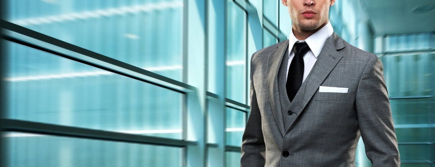 OpenmindMango's tweet card. Over 600 people, age 40 and older, weigh in on what they wish they knew when they were 30. A few of them might surprise you.