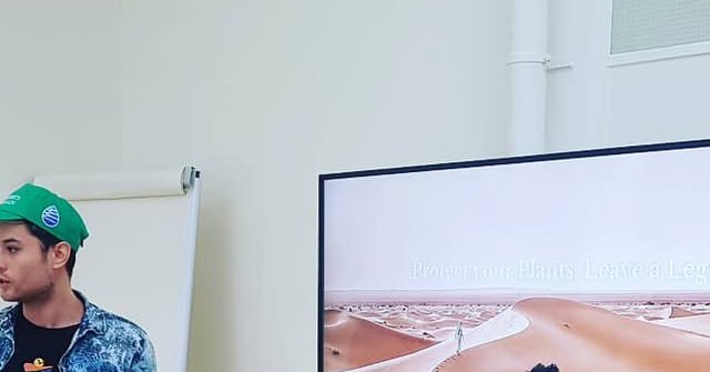 Tweet card summary image