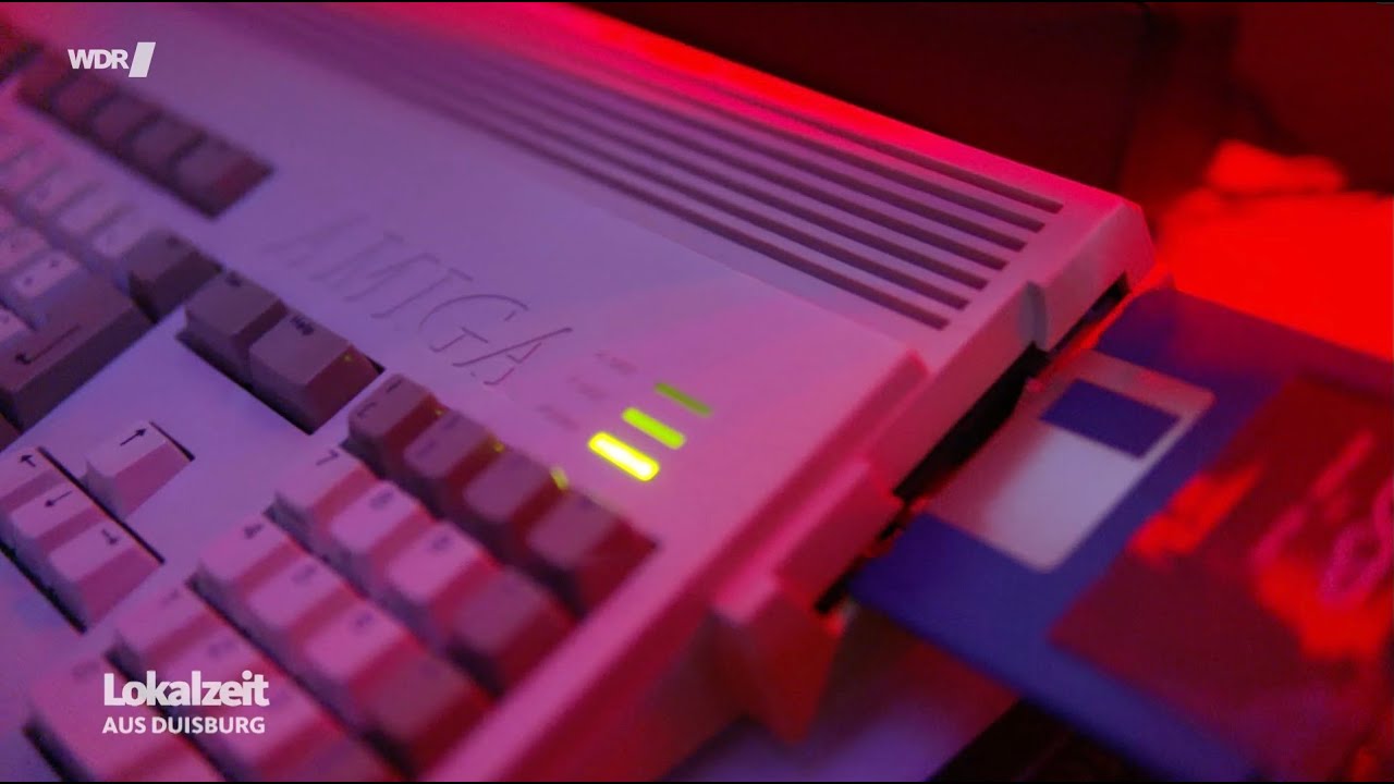 RetroCarel's tweet card. WDR Lokalzeit 06.05.2025 - Rückkehr der 80er, wie zwei Duisburger die...