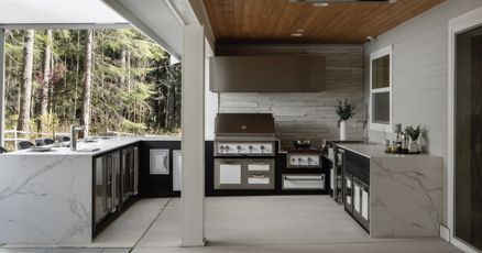 JeffGrapp's tweet card. LUWA Luxury Products' Chris Walsh shares his insights.