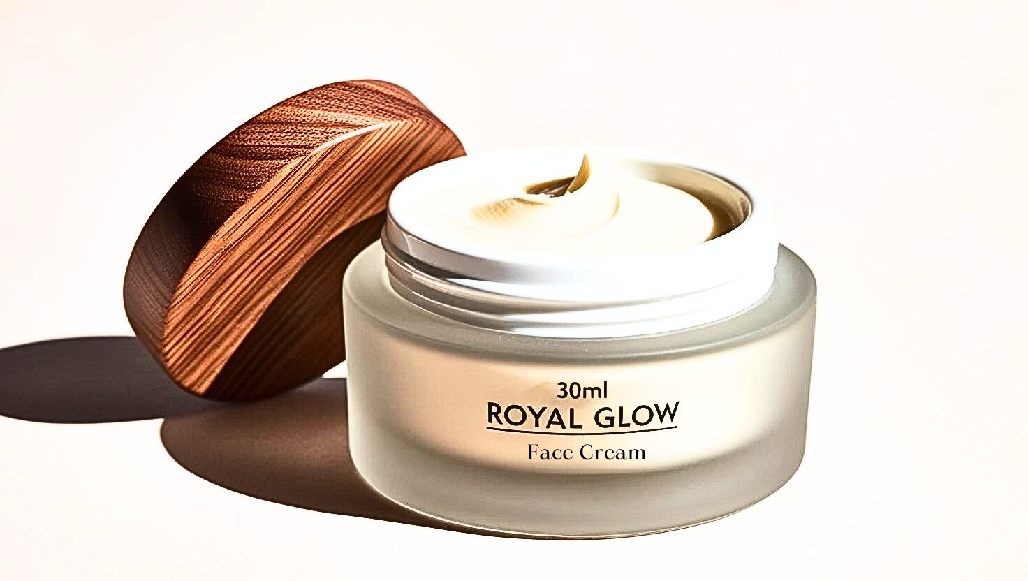 redeemandrenew's tweet card. RedeemAndRenew offers effective skincare solutions for anti-aging transformation.