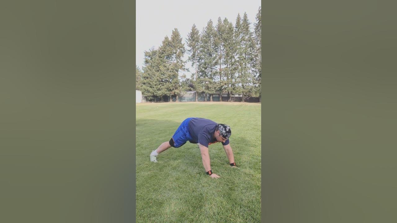 PowerandMight's tweet card. Pushups At The Park #bodyweighttraining #pushups #fitness #exercise...