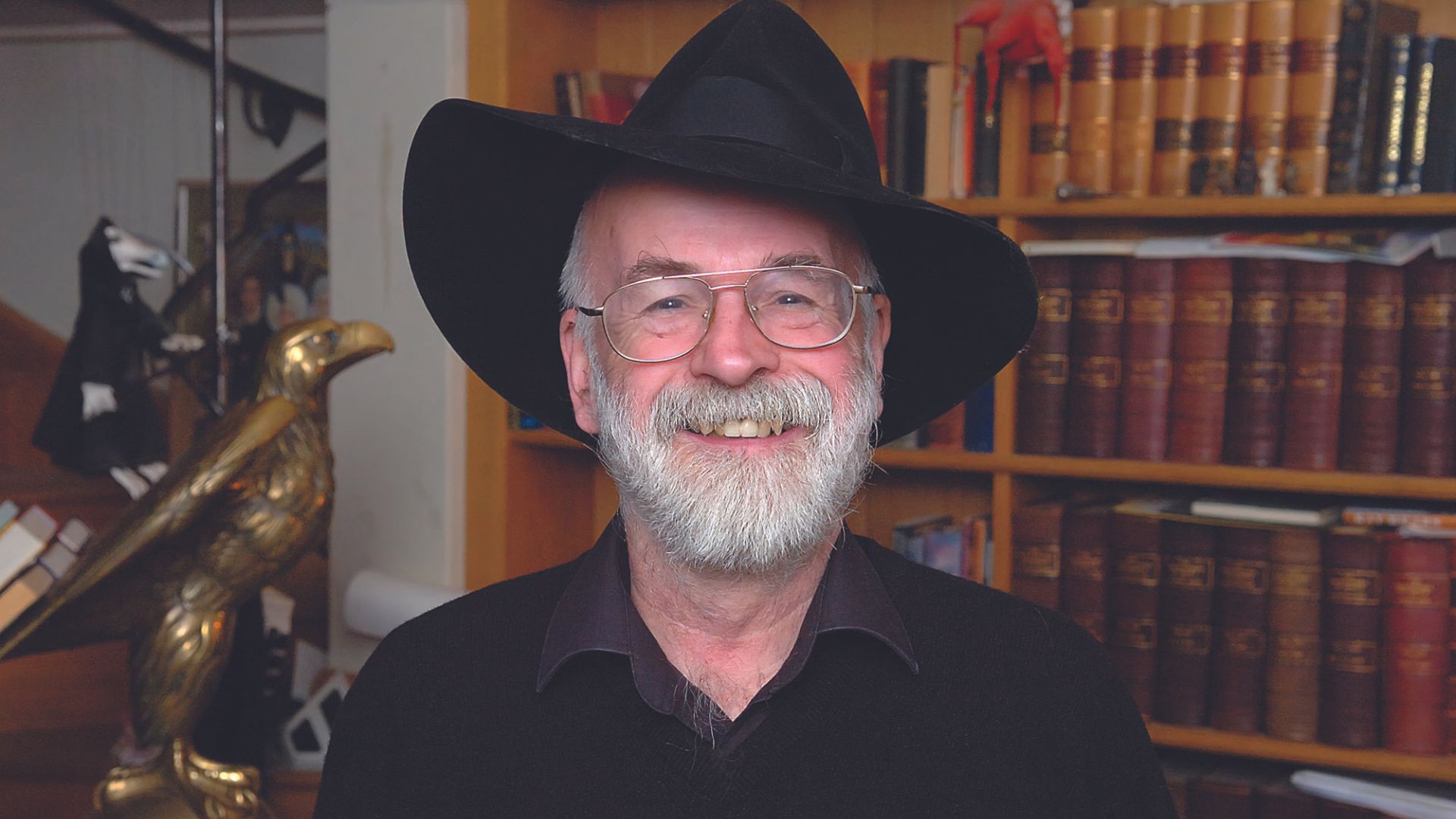 thebookseller's tweet card. Penguin Modern Classics are publishing an annotated edition of Night Watch to coincide with Terry Pratchett Day in April next year. 