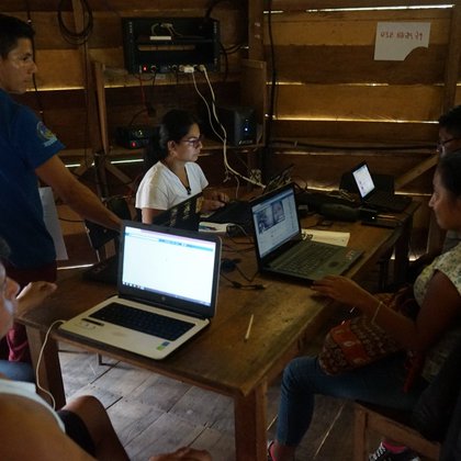 Tweet card summary image