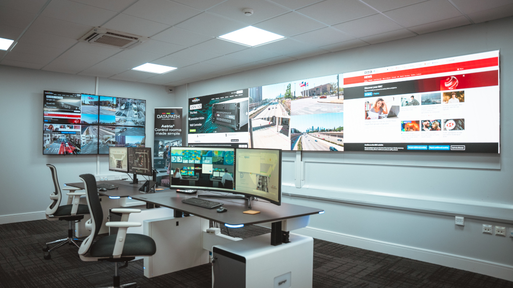 AVviews's tweet card. Datapath hat sein globales Netzwerk an Vorführ- und Schulungseinrichtungen um eine umfassend renovierte neue Vorführanlage in seiner Zentrale in Derby, [...]