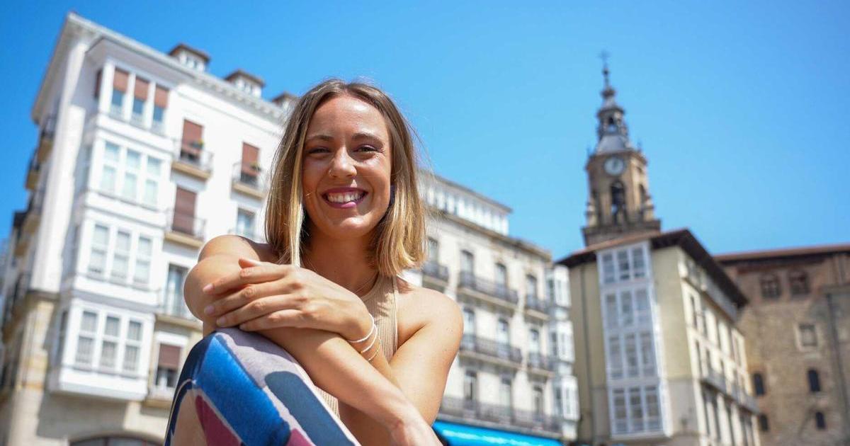 ondavasca's tweet card. Escucha el podcast Zuriñe Hidalgoren itzulera: Kala Naiz y disfruta con los mejores momentos de Onda Vasca con Imanol Arruti en su sección Todas las Entrevistas. Los mejores...