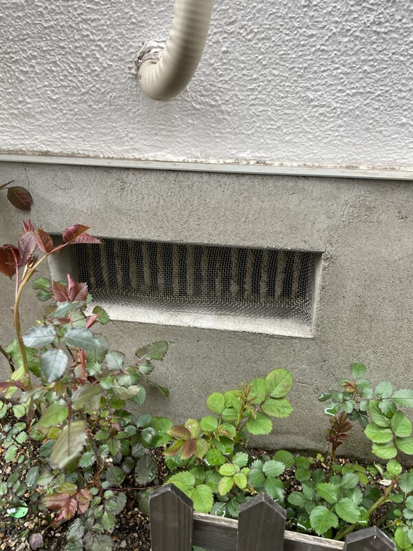 ecoreform's tweet card. 最近、アーバンベアと呼ばれる市街地に出没し人を怖がらない熊が増えていて、各地で被害が報告されています。東京都でも奥多摩や青梅、八王子などでも熊の目撃情報があります。 23区内ではまだ熊はいないようですが、その他の小動物による被害が多くなって