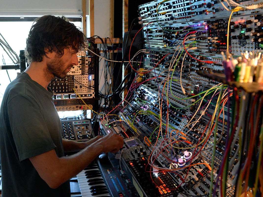 MusicTechMag's tweet card. We find out how Lindstrøm uses his studio in Oslo to create his 'space disco' sound, found on his latest EP, Everyone Else Is A Stranger.