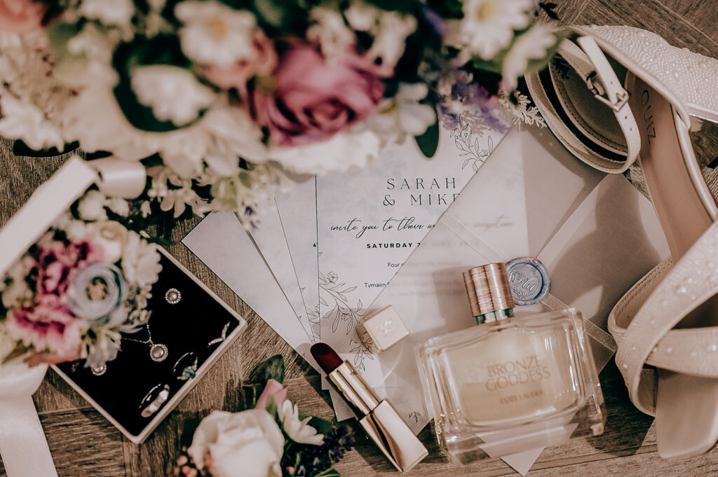 SarahCBlogger's tweet card. All About Our Wedding [What We Did, Suppliers and Timeline] This post is going to get extremely long so I would advise that, if you’re mainly interested in a particular section, feel free to use the...