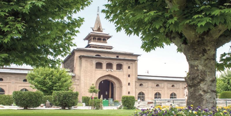 GreaterKashmir's tweet card. Reading the sacred shrines of Srinagar as living cultural texts