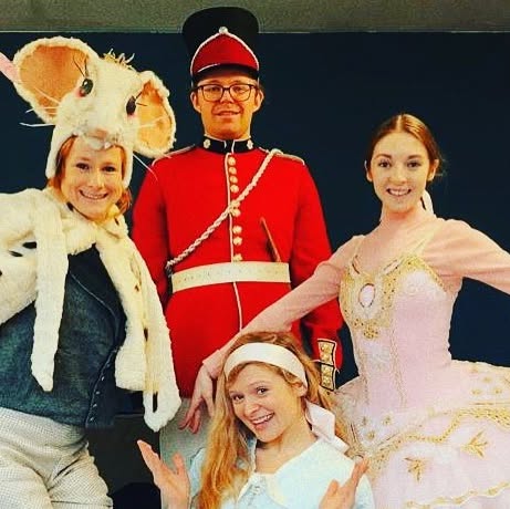 STORYSTOCKFEST's tweet card. Travelling story circus (@storystockcircus) • Instagram photo