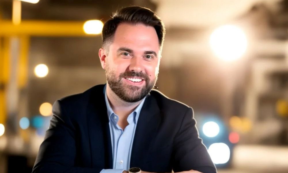 InsuranceBizUK's tweet card. "Over-valuation… can force businesses to make bad decisions"