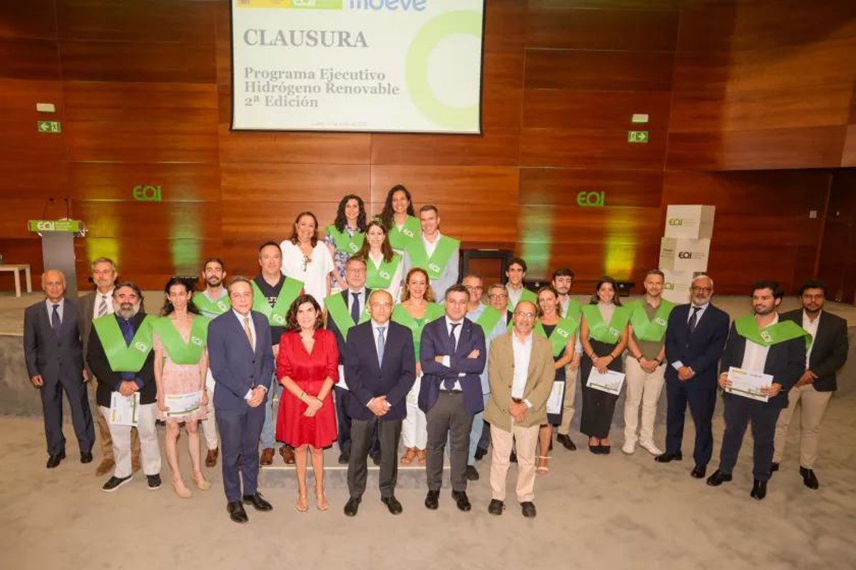 eoi's tweet card. La Escuela de Organización Industrial (EOI) y MOEVE han clausurado hoy en el Campus de Andalucía la II...