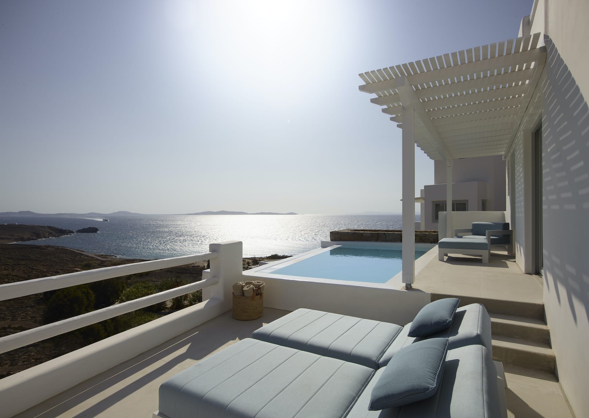 x2interactive's tweet card. Epic Blue Luxury Hotel Suites & Villas in Houlakia Bay is a seaview luxury hotel located in the Houlakia area in Mykonos island in the Cyclades.