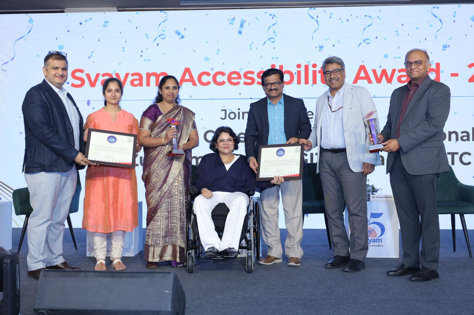 navasamajanews's tweet card. (KSRTC) ಕೀರ್ತಿಯ ಕಿರೀಟಕ್ಕೆ ಮತ್ತೊಂದು ಗರಿ ಸೇರ್ಪಡೆಗೊಂಡಿದೆ. ಮೈಸೂರು (Mysuru) ಧ್ವನಿ ಸ್ಪಂದನ – ಆನ್‌ಬೋರ್ಡ್ ಬಸ್ ಐಡೆಂಟಿಫಿಕೇಶನ್ ಮತ್ತು ನ್ಯಾವಿಗೇಶನ್ ಸಿಸ್ಟಮ್