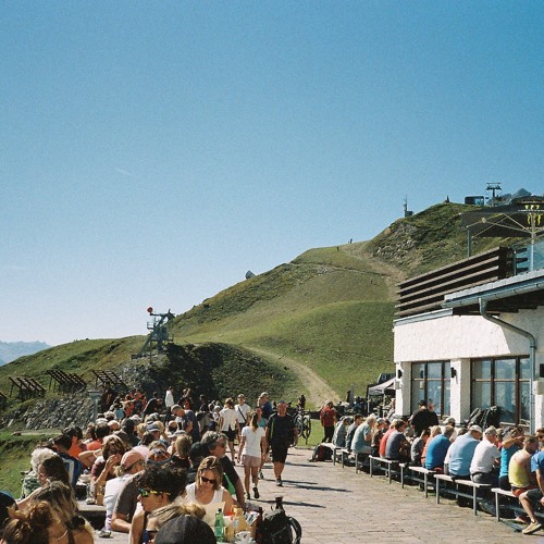 liqpreference's tweet card. Private Mix 6