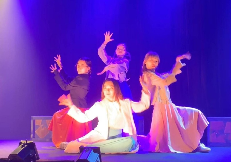 kangekizanmai's tweet card. 全国のよいこのみんな♡　こんにちは！ みたらしだんgerフウカちゃんシリーズ☆の最終回が始まるよ！ さぁて、前回までのフウカちゃんは？ 『....天才科学者・根本フウカは世界に憤りを...