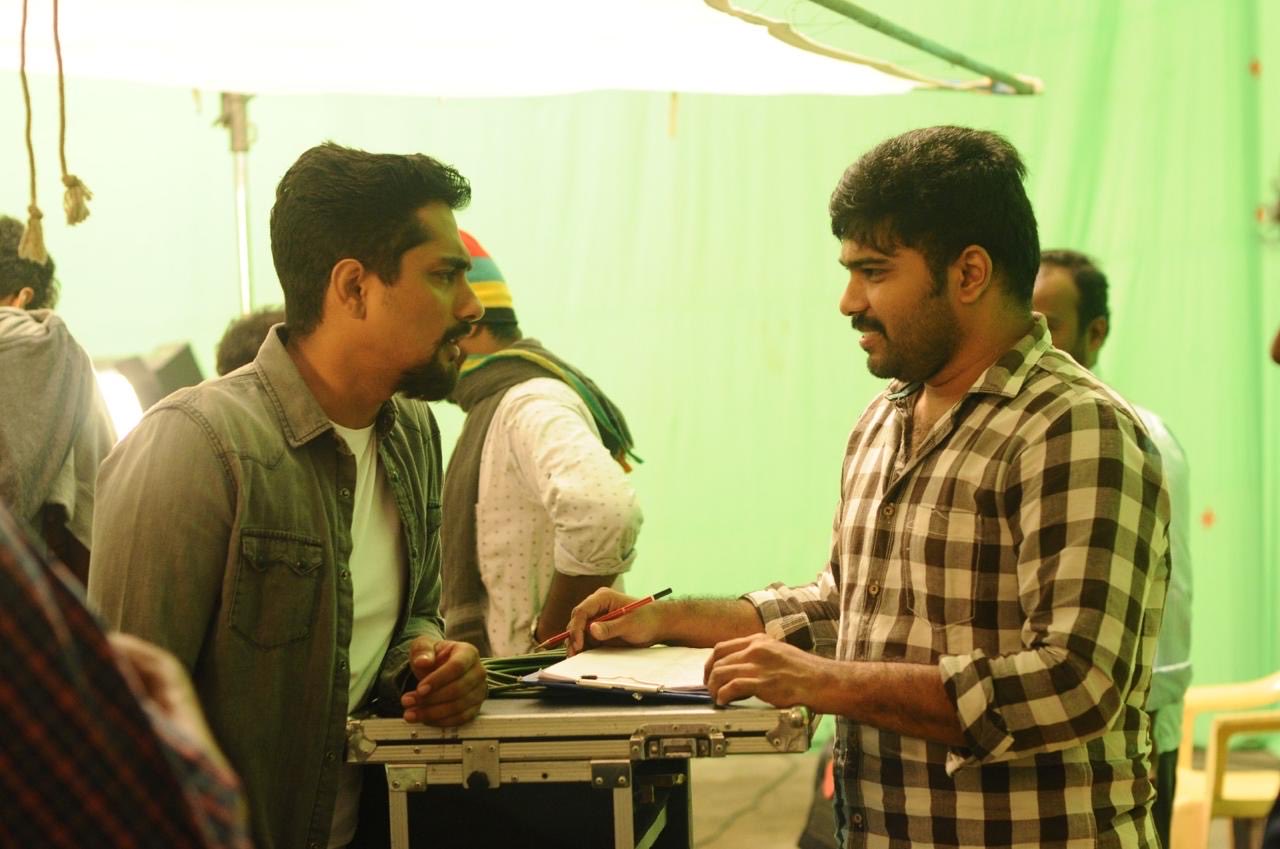 cinemaarattai's tweet card. சித்தார்த்- ராஷி கண்ணா நடிக்கும் 'ரெளடி & கோ"- நகைச்சுவை நிறைந்த கலாட்டா திரைப்படம்! கமர்ஷியலாகவும் விமர்சன ரீதியாகவும் பாராட்...