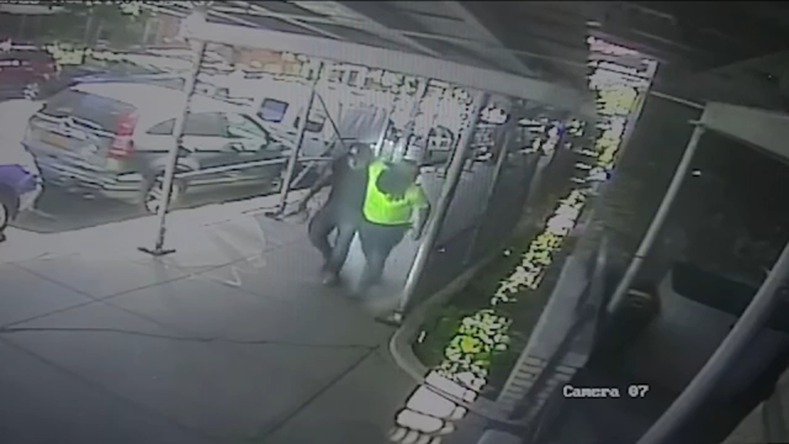 Scaffold_Reform's tweet card. The 7 On Your Side Investigates team has learned about a scam involving fake falls in New York that is costing everyone from construction companies, to homeowners and renters.