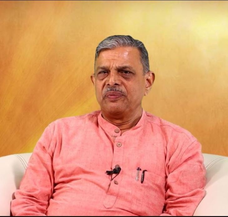 RSSorg's tweet card. मातृभूमि की आराधना और संपूर्ण राष्ट्र जीवन में चेतना का संचार करने वाले अद्भुत मन्त्र "वंदेमातरम्" की रचना के 150 वर्ष पूर्ण होने के शुभ अवसर पर राष्ट्रीय स्वयंसेवक संघ राष्ट्रगीत के रचयिता श्रद्धेय...