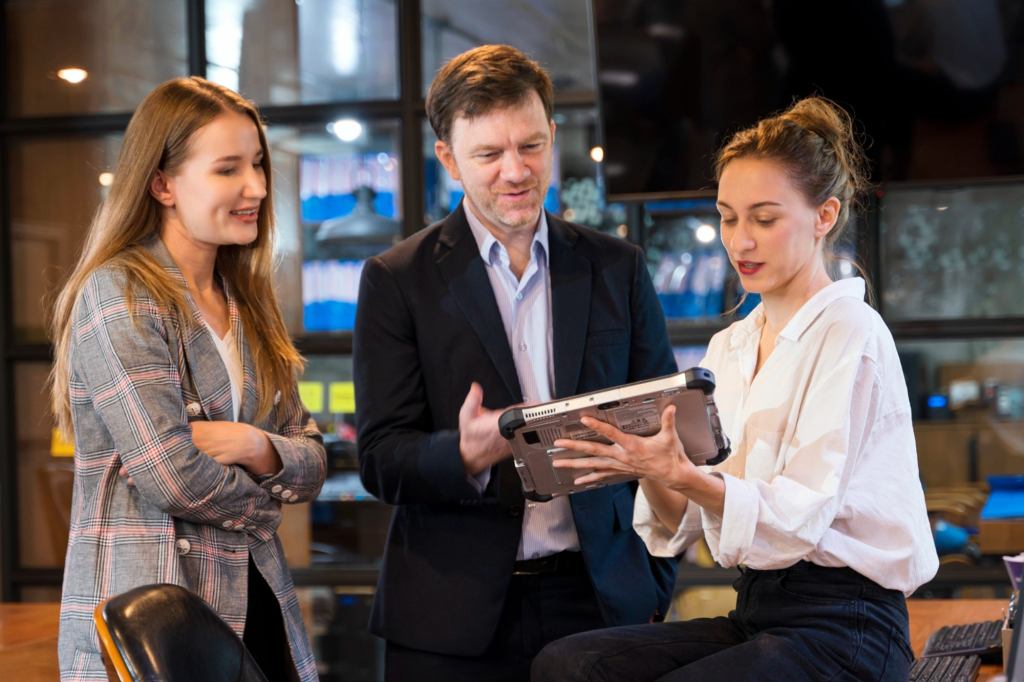 CXINDEX's tweet card. Digital transformation will help your organization survive, but to get it, you need to listen.