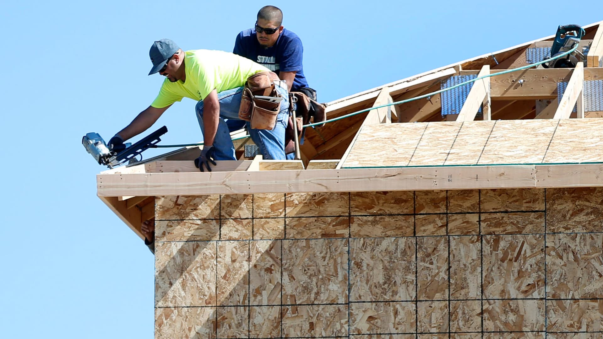 teamINVISR's tweet card. Homebuyers appear to have an insatiable appetite for new and existing homes, applying for mortgages at an incredible pace, according to a weekly measure of mortgage application volume.