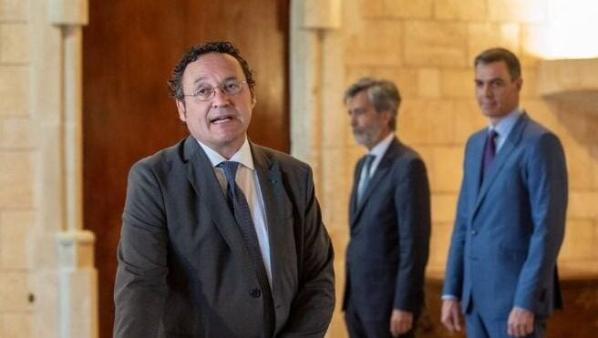mallorcadiario's tweet card. La condena al fiscal general ha generado reacciones polarizadas: la izquierda critica la decisión mientras la derecha la respalda.