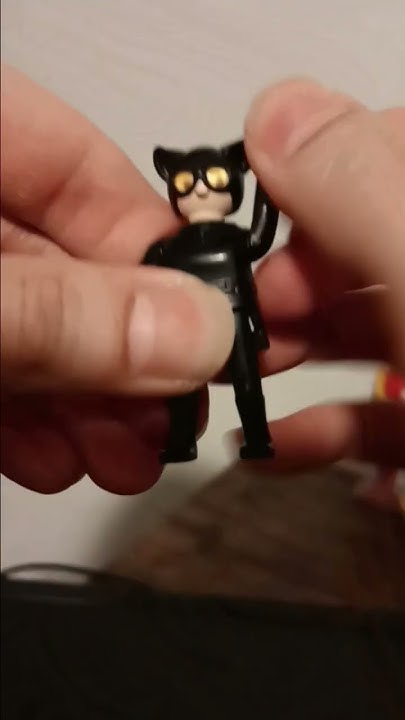 tempest071990's tweet card. Kinder Surprise Egg x 2 - Playmobil DC Superheroes - Unboxing