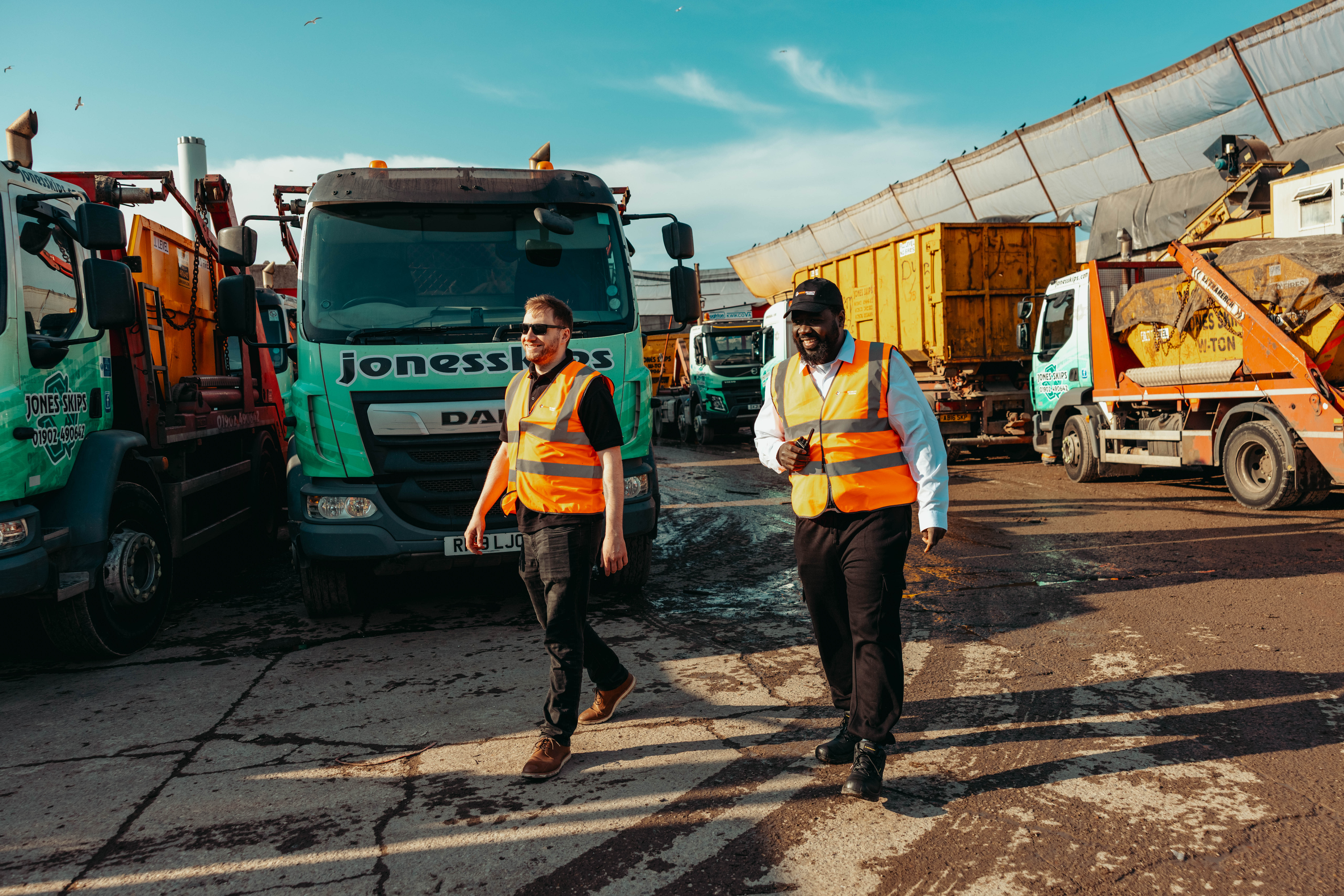 RegionSecurity's tweet card. Comprehensive Security Solutions for Construction Sites in the West Midlands