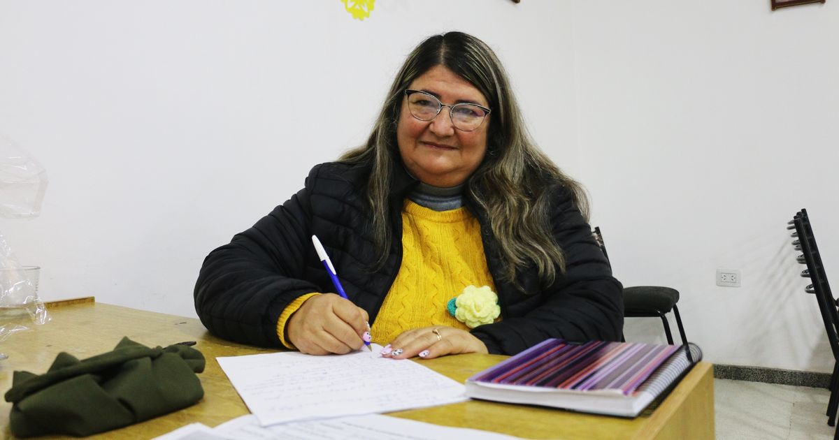 tiempodesanjuan's tweet card. Es muy devota del patrono del Pan y el Trabajo y por primera vez realizó la Novena de manera completa, anotando a mano cada día las intenciones de los peregrinos.