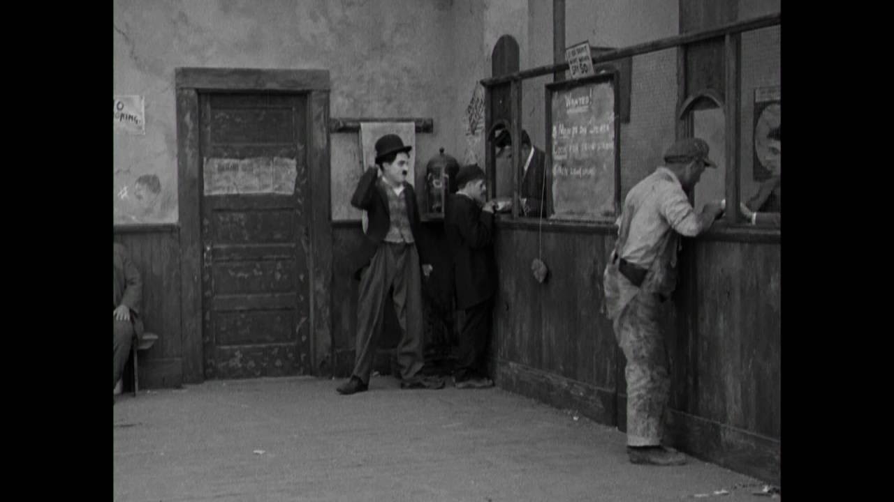 naoki74423692's tweet card. Charlie Chaplin at the Employment Office (clip from "A Dog's Life")