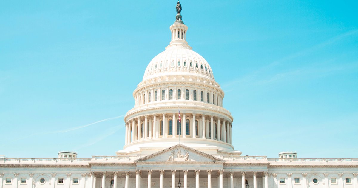 po_qu's tweet card. Categorising 69 Trump administration actions from the last 3 weeks and showing how they align with the authoritarian playbook.