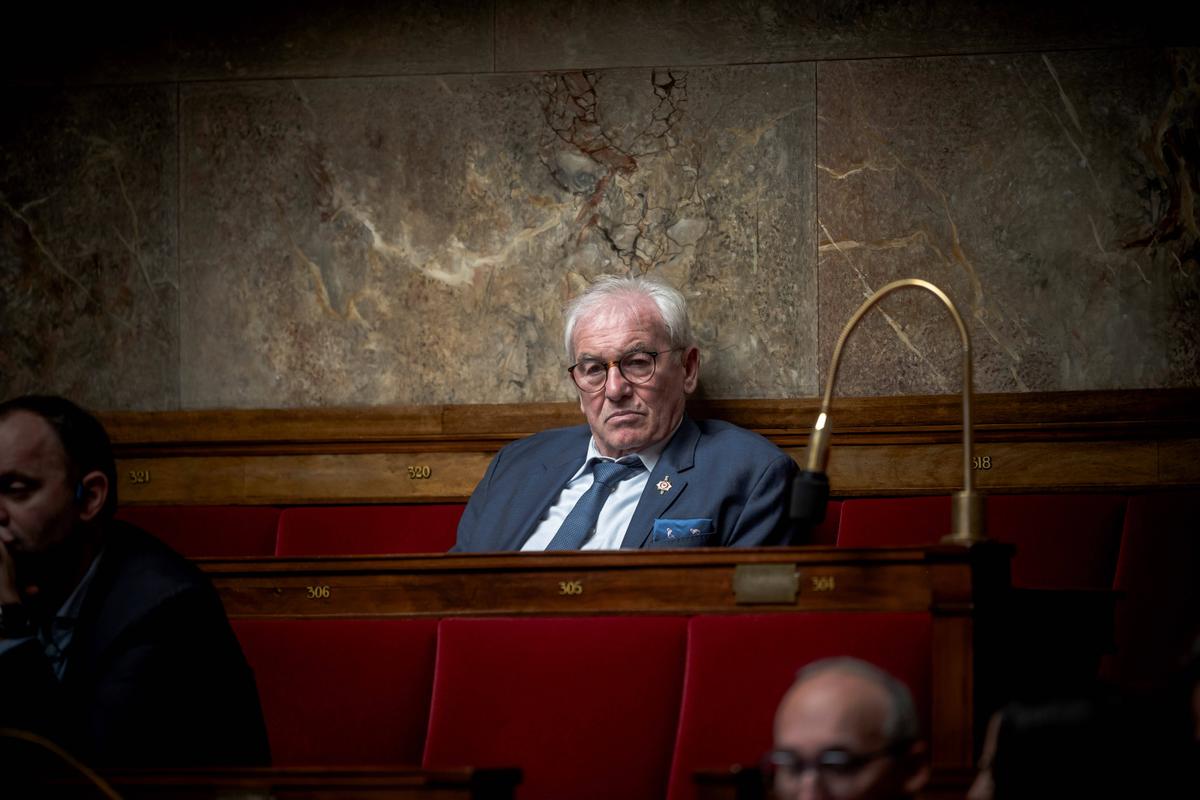 L_heguiaphal's tweet card. Le député Daniel Grenon (ex-RN) comparaissait ce jeudi pour avoir déclaré que les Maghrébins n’avaient « pas leur place dans les hauts lieux » de pouvoir.