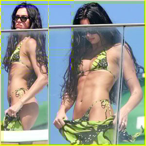 curious_media's tweet card. Dua Lipa Flaunts Her Sculpted Abs While Lounging By a Pool in Brazil - News and Spoilers Hub