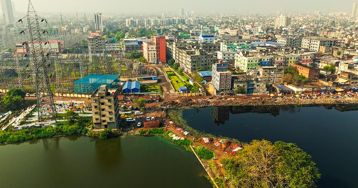 orfonline's tweet card. Rising urban floods demand better rainwater planning. This brief outlines lessons from China, Spain, and the UAE to help Indian cities manage rainwater and mitigate disaster impacts.