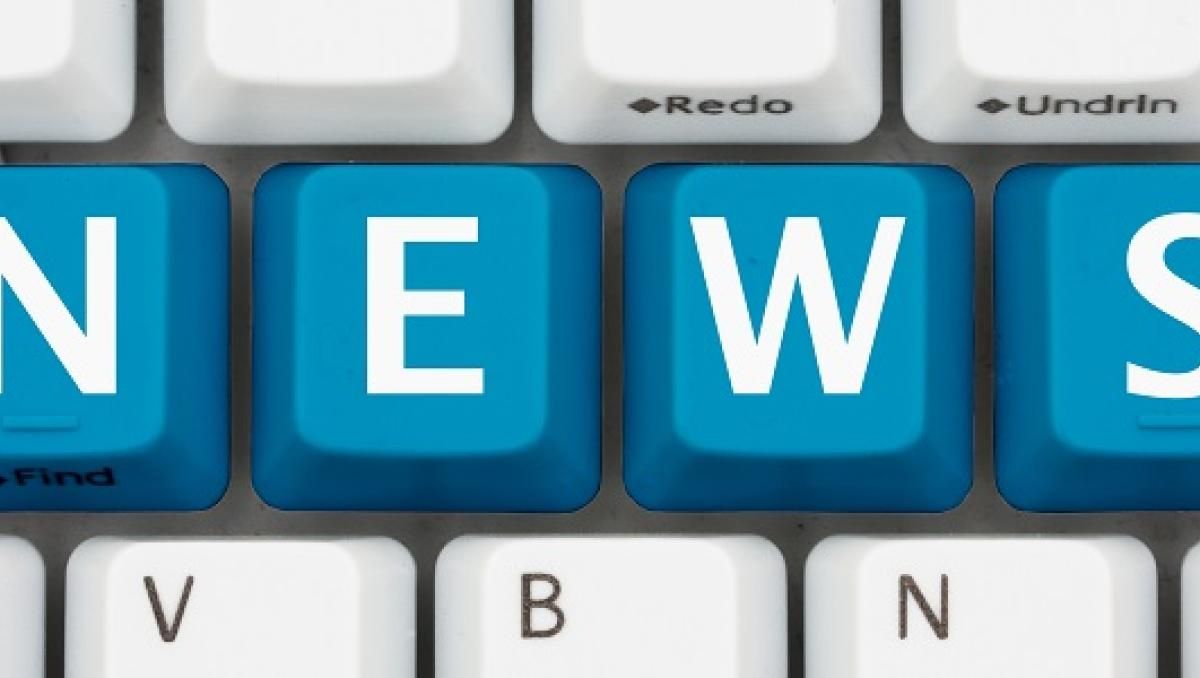 SecMash's tweet card. Google Play Book publishers are offering cracked and modded Android APK files as part of fake game guides are exposing users to malware