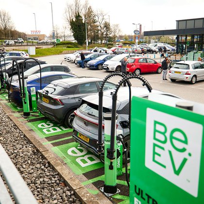 Tweet card summary image