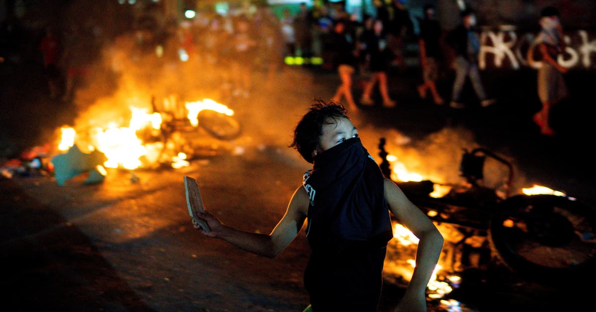 asso_soutenable's tweet card. De l’Asie à l’Afrique, dans la rue et en ligne, la «Gen Z» est devenue le moteur de la mobilisation contre la corruption, la vie chère et le népotisme. Des revendications qui vont jusqu’à provoquer...