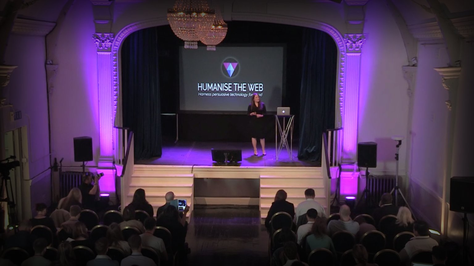 NathalieNahai's tweet card. Welcome - Nathalie Nahai