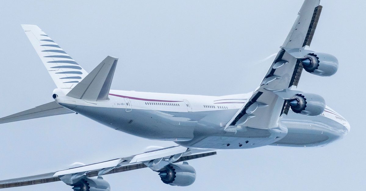 TulipPenney's tweet card. US Air Force has begun modifying donated Qatar jet that could be new Air Force One